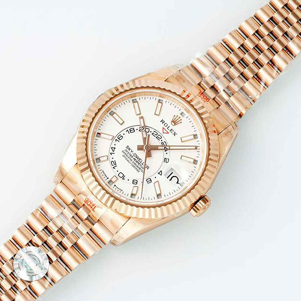 【TW製 9002搭載】ロレックスコピーM336938-0006 スカイドゥエラー 42mm ホワイト